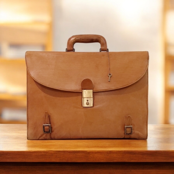 Other - Vintage Genuine Distressed Tan Leather Portfolio Mens Briefcase
